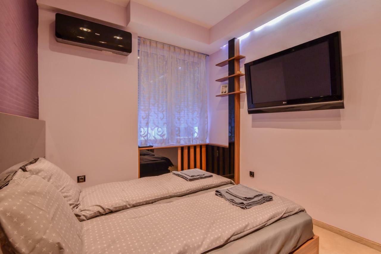 Extravaganzzo - Super Central One Bedroom Modern Apartment By Flat Mаnager Sofia Ngoại thất bức ảnh